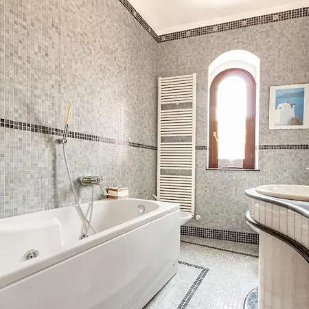 Casa Bizzarro